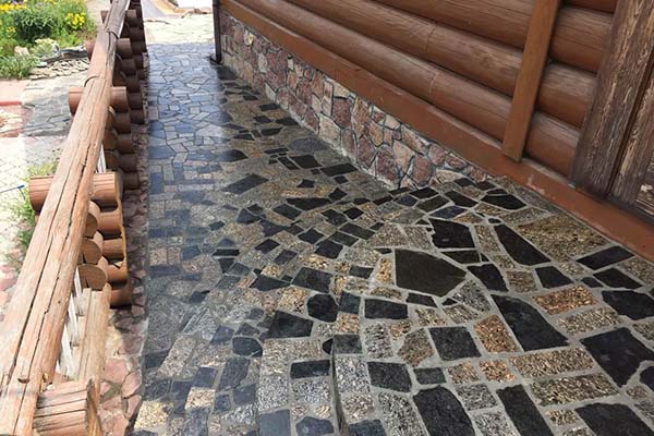 брекчия гранитная